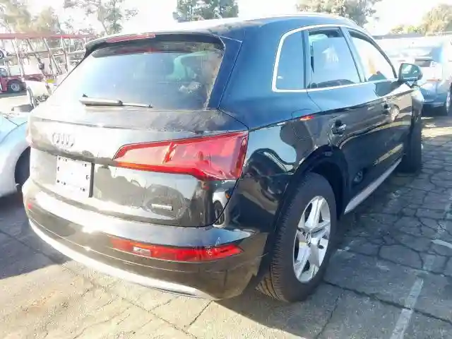 WA1ANAFY2K2139704 2019 AUDI Q5 PREMIUM-3