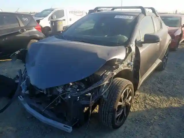 JTNKHMBX0J1010568 2018 TOYOTA C-HR XLE-1