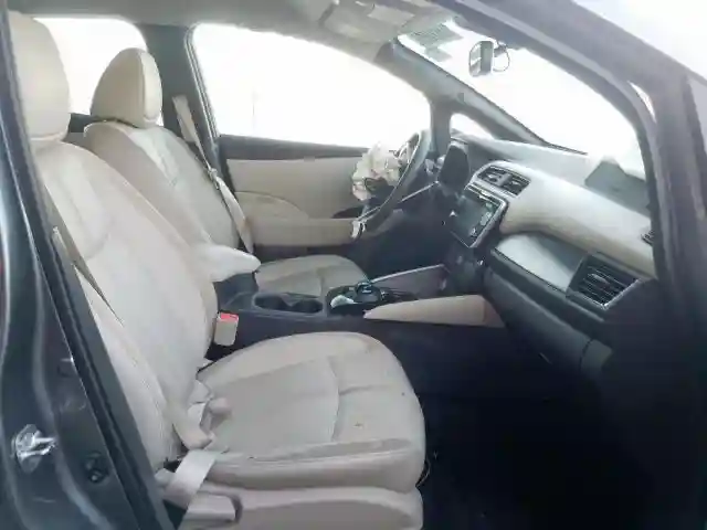 1N4AZ1CP0JC303228 2018 NISSAN LEAF S-4