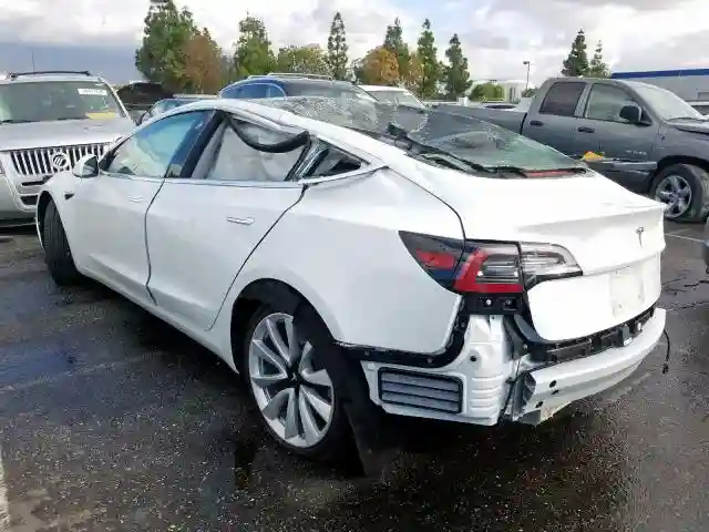 5YJ3E1EAXJF164753 2018 TESLA MODEL 3-2