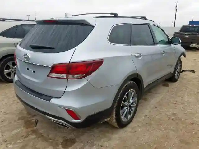 KM8SN4HF7JU279141 2018 HYUNDAI SANTA FE SE-3