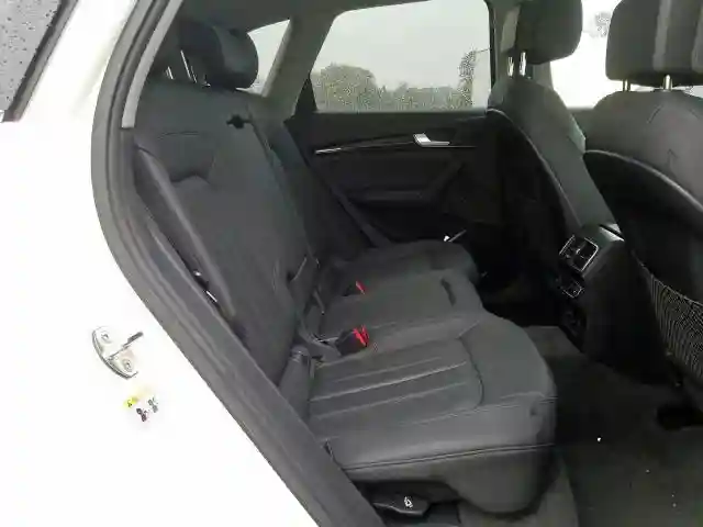 WA1BNAFY1K2085235 2019 AUDI Q5 PREMIUM PLUS-5