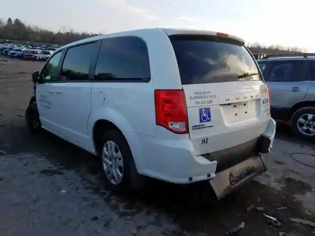 2C7WDGBG1JR182125 2018 DODGE GRAND CARAVAN SE-2
