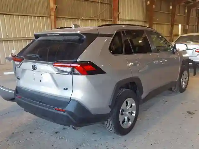 2T3H1RFV7KW024009 2019 TOYOTA RAV4 LE-3
