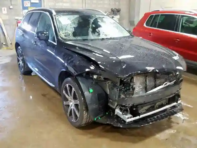 YV4A22RL4J1021434 2018 VOLVO XC60 T6 INSCRIPTION-0
