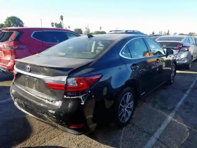 JTHBW1GG5G2122284 2016 LEXUS ES 300H-3
