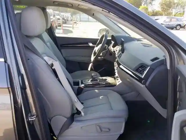 WA1ANBFY7K2083734 2019 AUDI Q5 PREMIUM-4