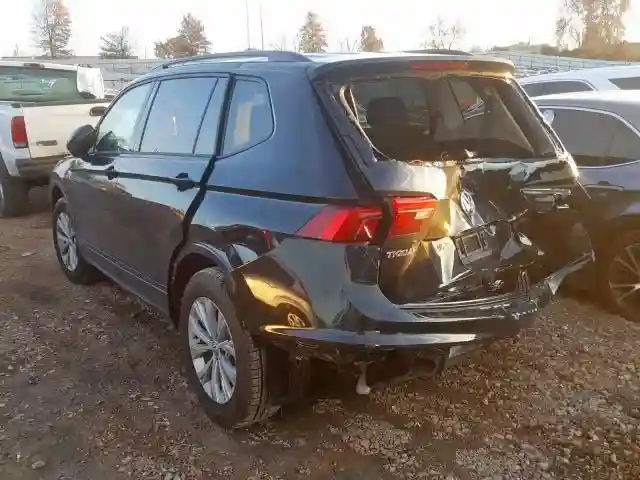 3VV1B7AX9KM101364 2019 VOLKSWAGEN TIGUAN S-2