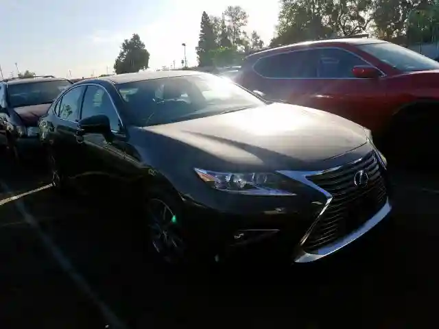 JTHBW1GG5G2122284 2016 LEXUS ES 300H-0