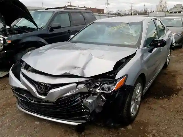 4T1B11HK7JU026280 2018 TOYOTA CAMRY L-1