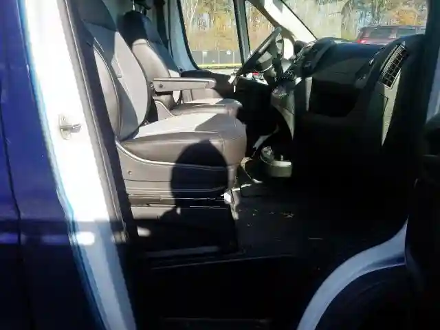 3C6TRVDG3JE108040 2018 RAM PROMASTER 2500 2500 HIGH-4