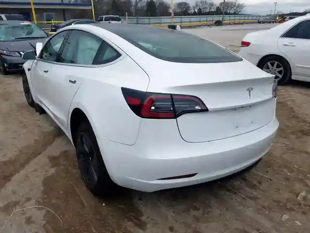 5YJ3E1EB3JF066785 2018 TESLA MODEL 3-2