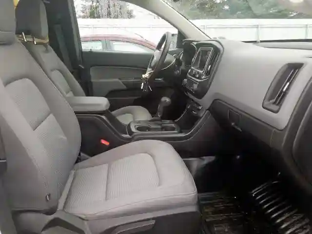 1GCHTBEA8K1261154 2019 CHEVROLET COLORADO-4