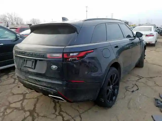 SALYL2FV8KA225913 2019 LAND ROVER RANGE ROVER VELAR R-DYNAMIC SE-3