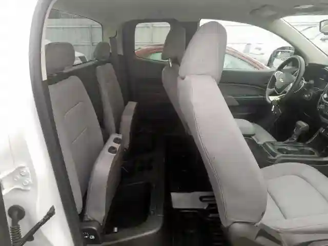1GCHTBEA8K1261154 2019 CHEVROLET COLORADO-5