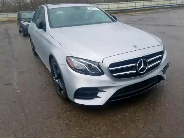WDDZF4KB4KA585972 2019 MERCEDES-BENZ E 300 4MATIC-0