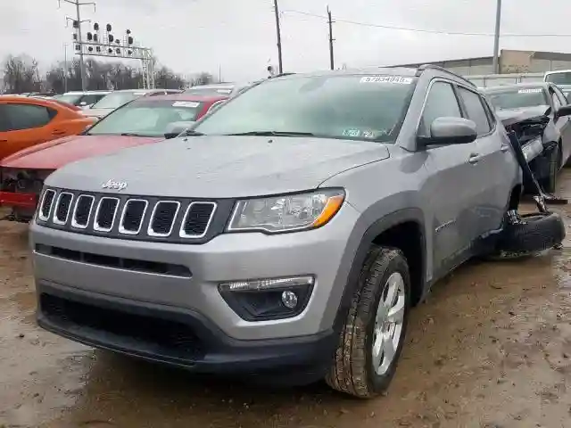 3C4NJDBB7KT828092 2019 JEEP COMPASS LATITUDE-1