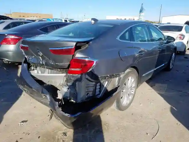 1G4ZP5SZ9JU129484 2018 BUICK LACROSSE ESSENCE-3