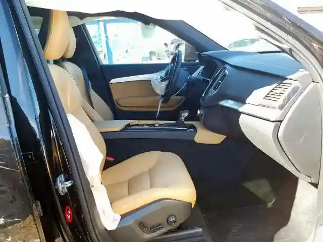 YV4102CK0J1361024 2018 VOLVO XC90 T5-4