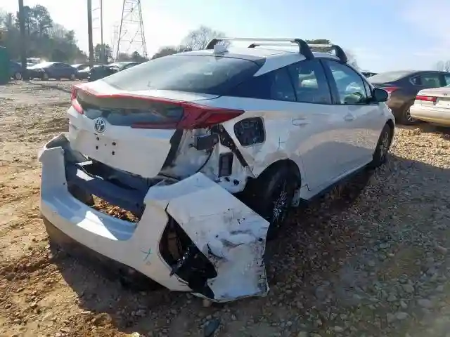 JTDKARFP5H3009155 2017 TOYOTA PRIUS PRIME-3