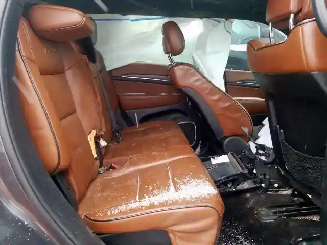 1C4RJFJT8HC623618 2017 JEEP GRAND CHEROKEE-5