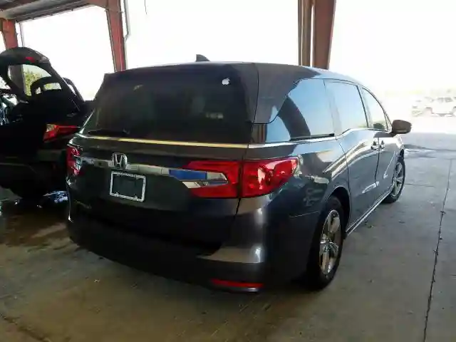 5FNRL6H7XJB080834 2018 HONDA ODYSSEY EXL-3