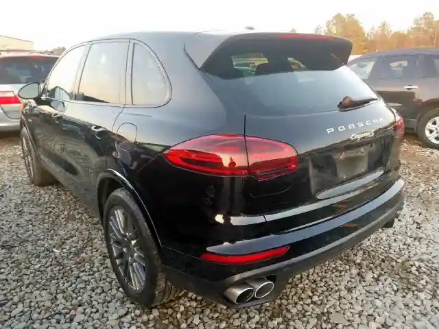 WP1AE2A29HLA70851 2017 PORSCHE CAYENNE SE HYBRID PLATINUM-2