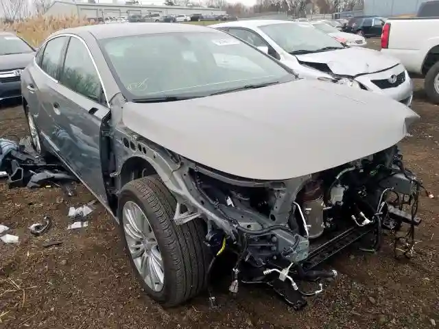 1G4ZP5SZ5JU135220 2018 BUICK LACROSSE ESSENCE-0