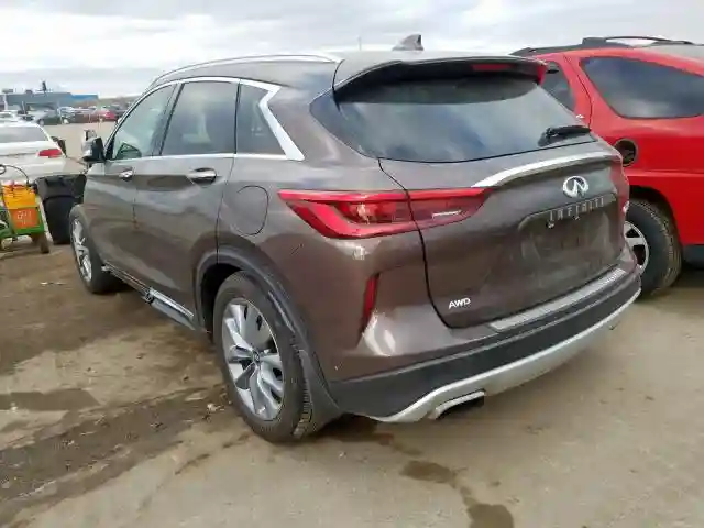 3PCAJ5M30KF136524 2019 INFINITI QX50 ESSENTIAL-2