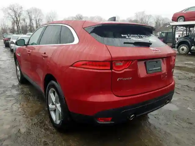 SADCJ2FX7LA618784 2020 JAGUAR F-PACE PREMIUM-2