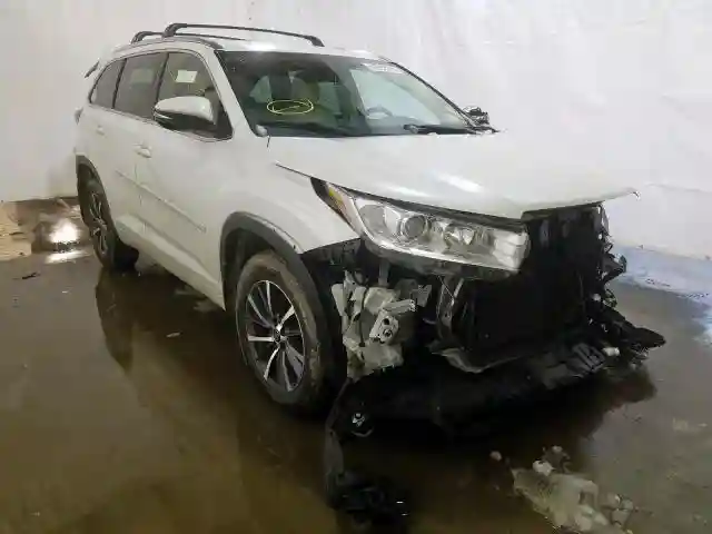5TDJZRFH0HS357523 2017 TOYOTA HIGHLANDER SE-0
