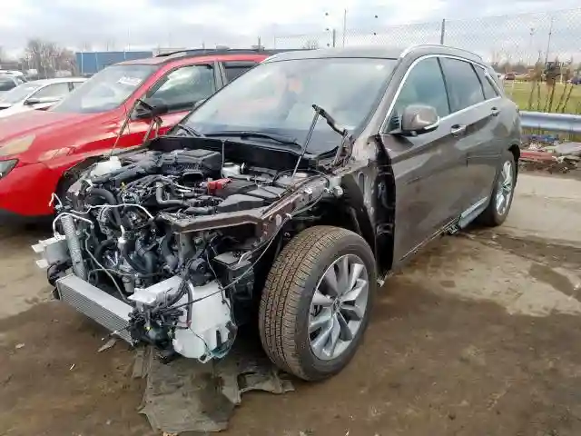 3PCAJ5M30KF136524 2019 INFINITI QX50 ESSENTIAL-1