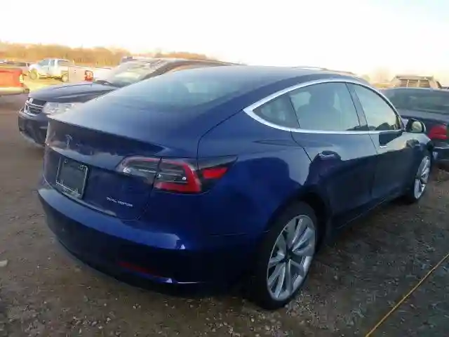 5YJ3E1EB3KF365565 2019 TESLA MODEL 3-3