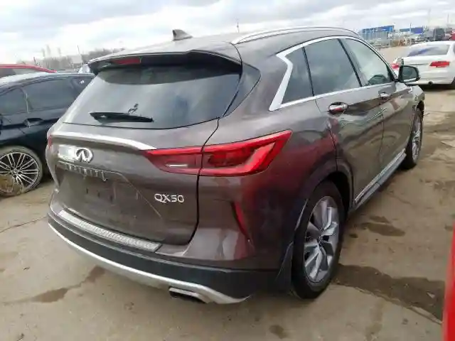 3PCAJ5M30KF136524 2019 INFINITI QX50 ESSENTIAL-3