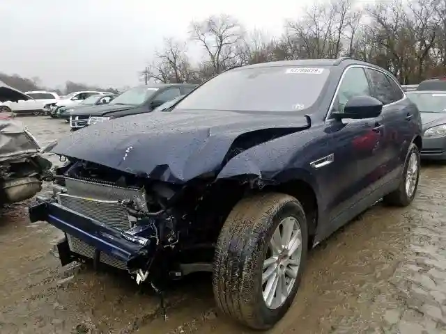 SADCK2BN2HA092024 2017 JAGUAR F-PACE PRESTIGE-1