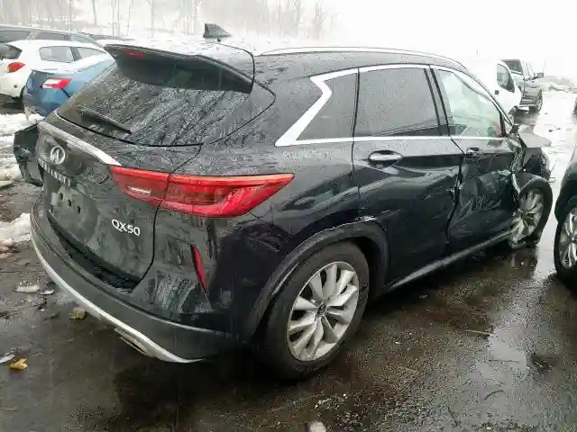 3PCAJ5M35KF126006 2019 INFINITI QX50 ESSENTIAL-3