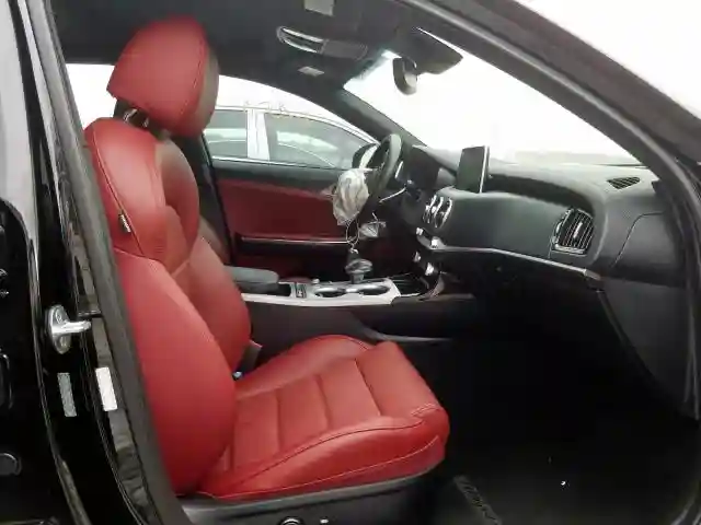 KNAE55LCXJ6024280 2018 KIA STINGER GT2-4
