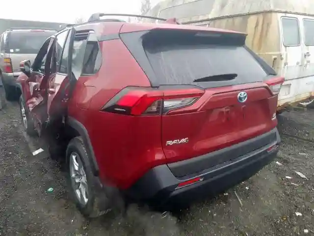 2T3MWRFV5KW037003 2019 TOYOTA RAV4 LE-2