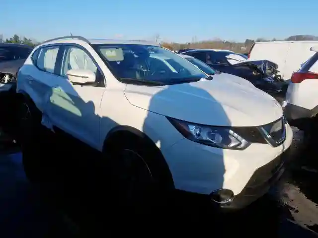 JN1BJ1CR4HW112821 2017 NISSAN ROGUE SPORT S-0