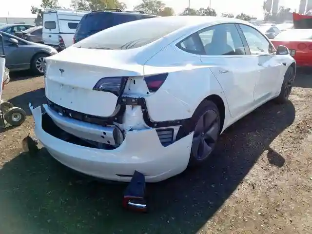 5YJ3E1EA5JF076113 2018 TESLA MODEL 3-3