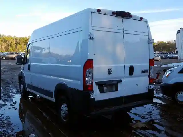 3C6TRVCG5JE138898 2018 RAM PROMASTER 2500 2500 HIGH-2