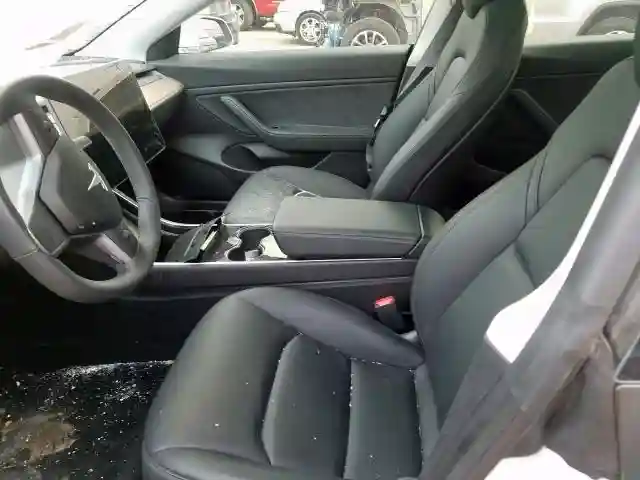 5YJ3E1EB3KF211731 2019 TESLA MODEL 3-4