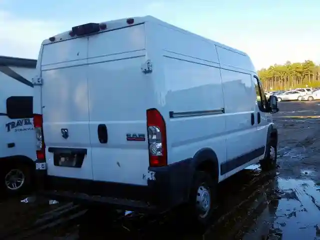 3C6TRVCG5JE138898 2018 RAM PROMASTER 2500 2500 HIGH-3