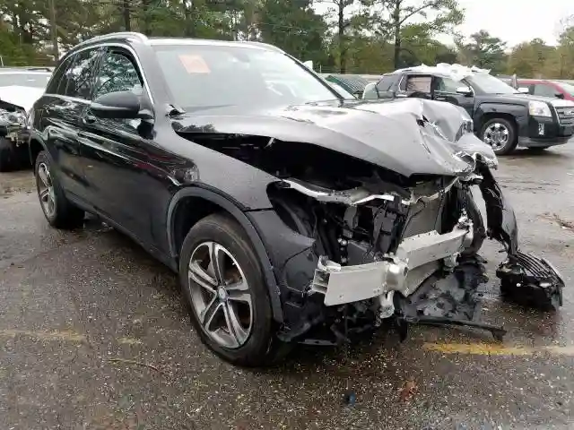 WDC0G4JBXGF085496 2016 MERCEDES-BENZ GLC 300-0