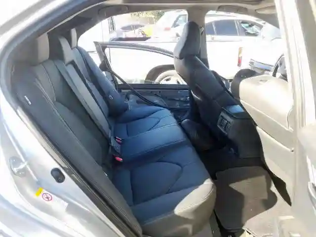 4T1BZ1HK6JU501443 2018 TOYOTA CAMRY XSE-5