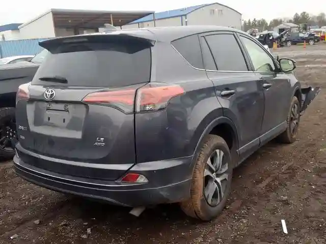 JTMBFREV7JJ729253 2018 TOYOTA RAV4 LE-3