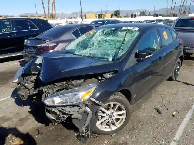 1FADP3K26HL223916 2017 FORD FOCUS-1