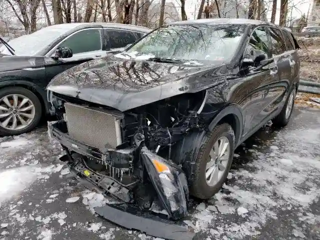 5XYPGDA32KG511054 2019 KIA SORENTO LX-1