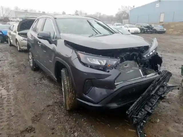 2T3G1RFV0KC029971 2019 TOYOTA RAV4 LE-0