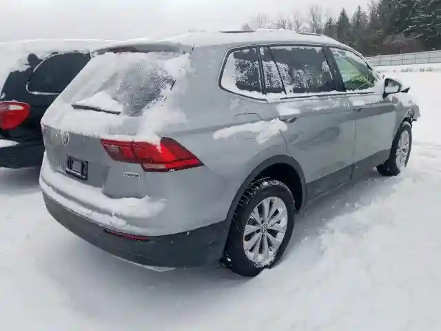 3VV0B7AX7KM161638 2019 VOLKSWAGEN TIGUAN S-3